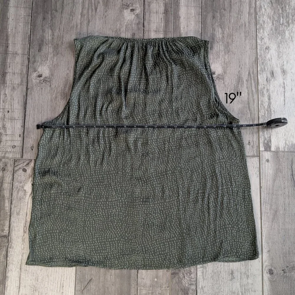 Jennifer Lopez, Sleeveless Flowy Blouse, Olive Green Print, Sz M - Picture 7 of 11